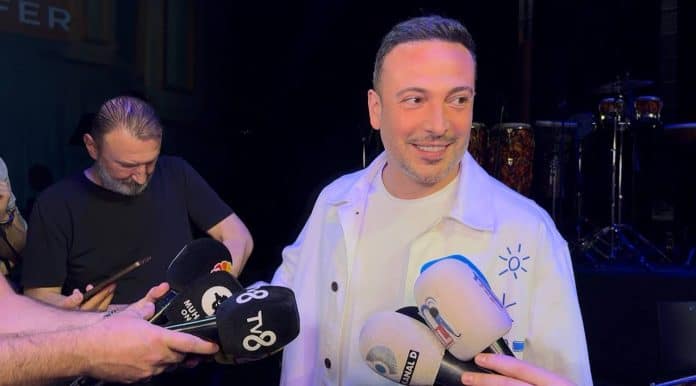 Oğuzhan Koç’tan Kayahan’a Duygusal Saygı Duruşu