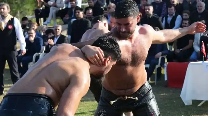 Berk Oktay, Pehlivan Rolü İçin Aldığı 20 Kiloyu Verdi