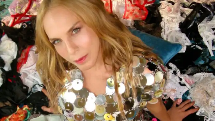 Sertab Erener’in Son Hali Sosyal Medyada Gündem Oldu “Seda Sayan’a Benzemiş”