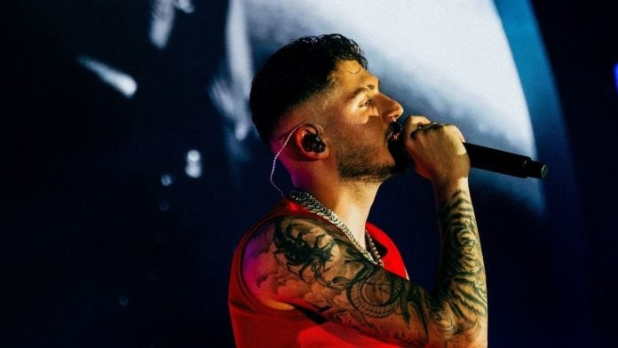 BLOK3’ün Konserinde Gergin Anlar “Keyifler Yerinde mi” Sorusuna Sert Tepki