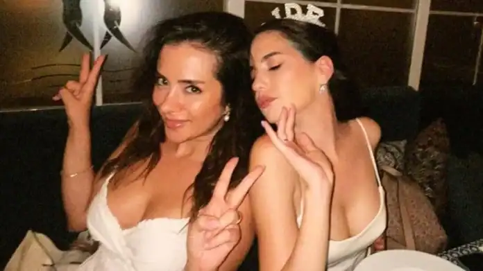 Ezgi Şenler’den düğün öncesi bekarlığa veda kutlaması