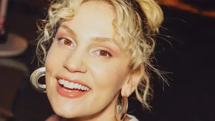 Farah Zeynep Abdullah Aşkını İlan Etti