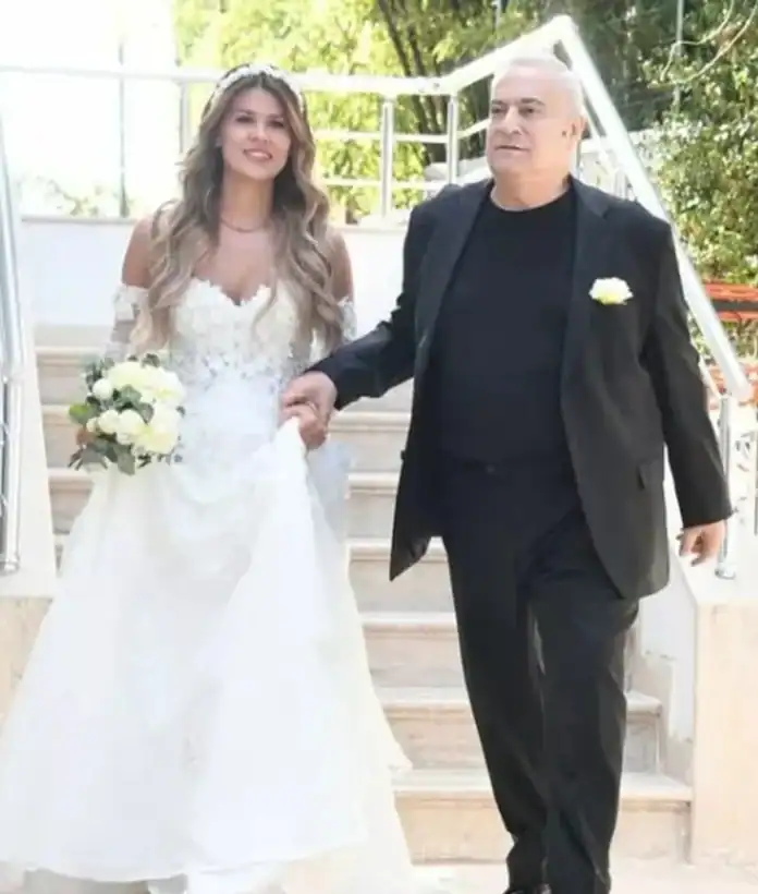 Mehmet Ali Erbil 6. Kez Evlendi Nikah Şahidi Serdar Ortaç Gelmedi
