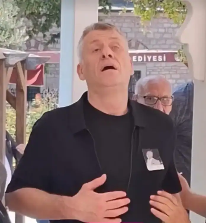 Metin Şentürk, kardeşi Bayram Şentürk’ü toprağa verdi