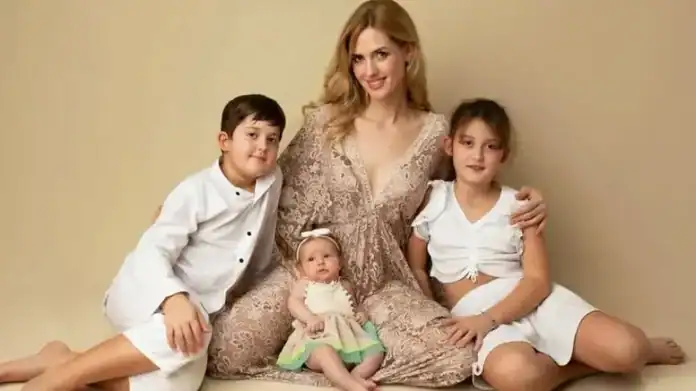 Wilma Elles Dördüncü Kez Anne Oluyor Bebeğinin Cinsiyetini Açıkladı