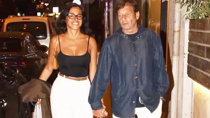 Kaya Çilingiroğlu, 25 Yaş Küçük Sevgilisiyle Bebek’te El Ele Görüntülendi
