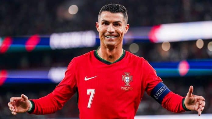 Cristiano Ronaldo, Instagram'da En Çok Kazanan Gönderi Başına 3.4 Milyon Dolar