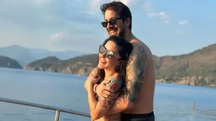 Melek Mosso ve Serkan Sağdıç, Evliliklerini Dostane Şekilde Bitirdi