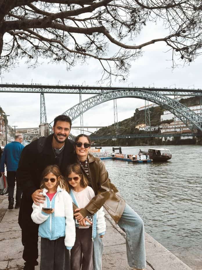 Eski Eşler Pelin Akil ve Anıl Altan'dan Duygusal Tatil Paylaşımı Kızları İçin Porto'da Bir Arada!