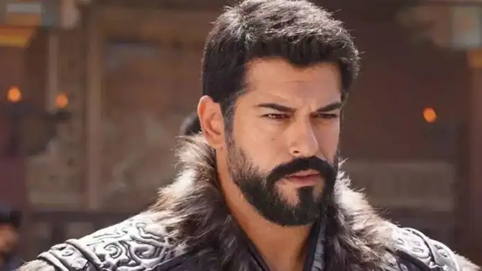 Burak Özçivit'ten Rekor İmza 45 Milyon TL'lik Anlaşma