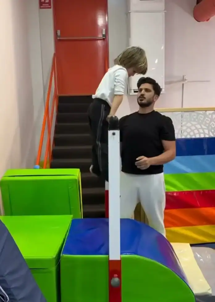 Kıvanç Tatlıtuğ'un Oğlu Kurt Efe'nin Spor Aşkı Sosyal Medyayı Salladı