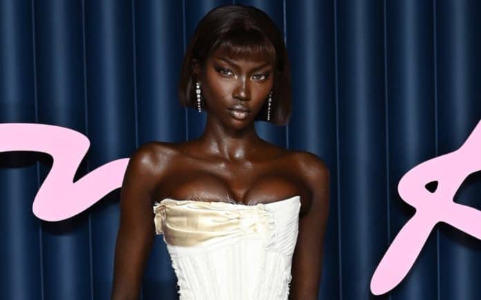 Moda Dünyasının Zirvesi 2025 Yılın Modeli Ödülleri Sahiplerini Buldu