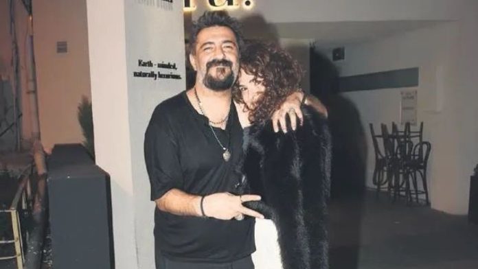 Celil Nalçakan ile Gamze Topuz Bebek’te El Ele Görüntülendi