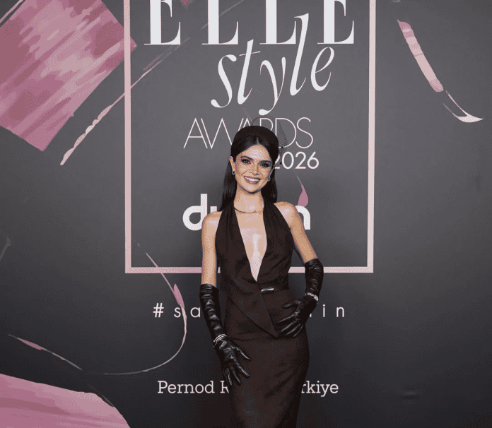 ELLE Style Awards 2026 Serenay Sarıkaya ve Hande Erçel Dansı Geceye Damga Vurdu