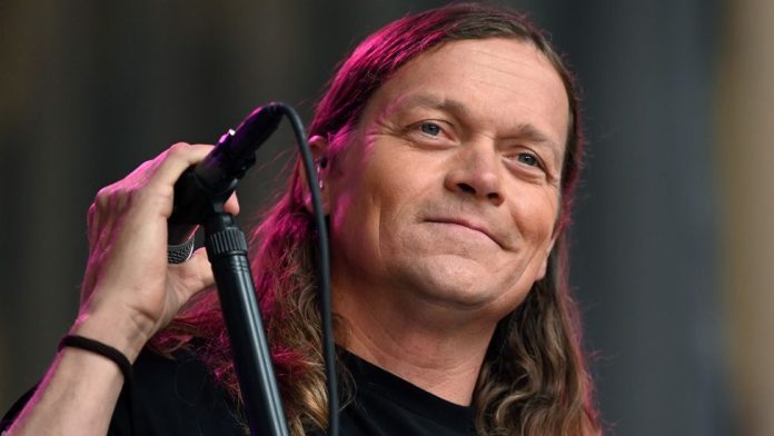 3 Doors Down Solisti Brad Arnold Kansere Yenildi