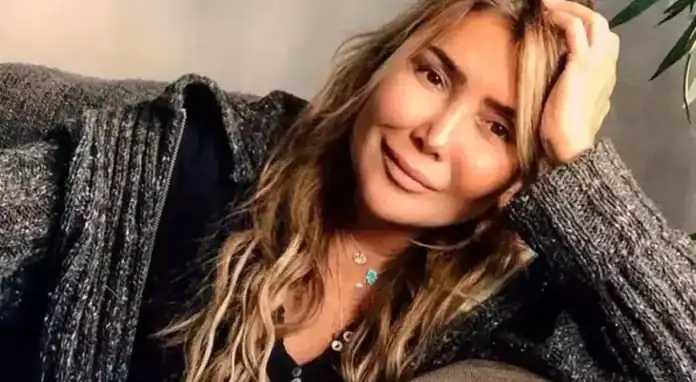 62'lik Efsane Yonca Evcimik'ten Estetik Eleştirilerine Sert Yanıt