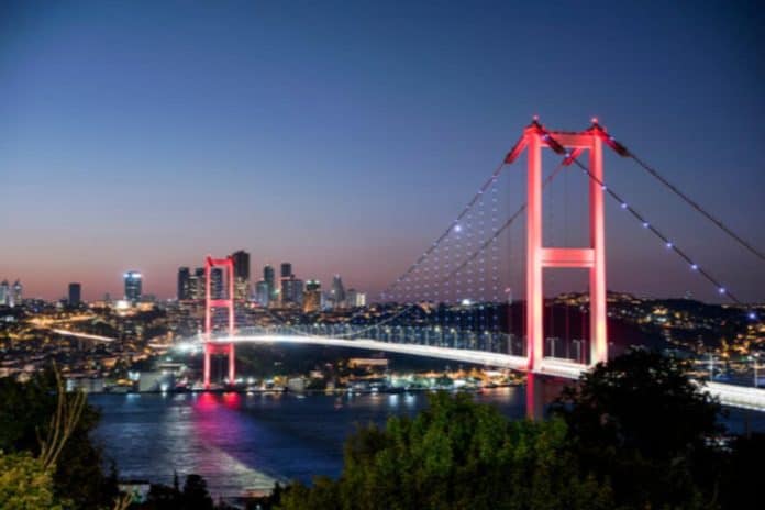 İstanbul'da Sevgililer Günü İçin Gizli Rotalar