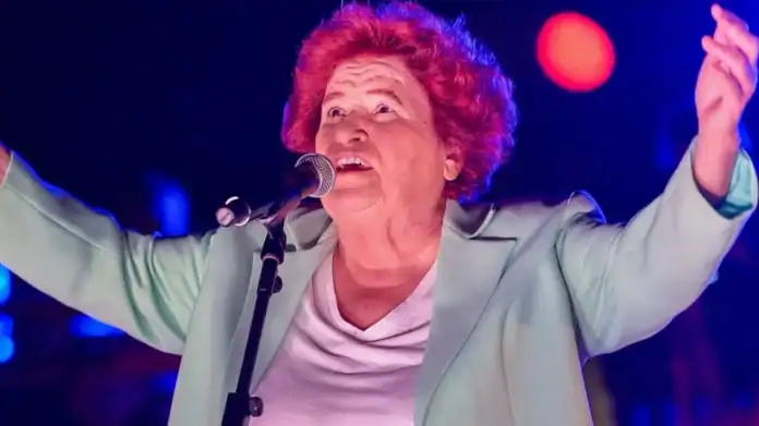 Selda Bağcan Konserindeki Kavganın Faturası Kesildi Güvenlik Görevlisine Hapis
