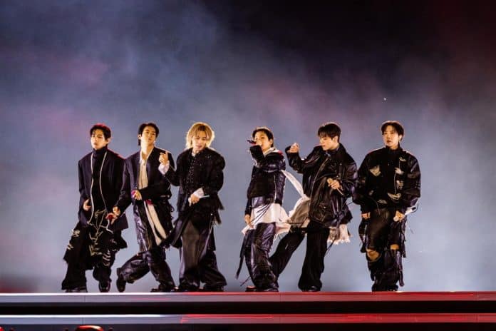 BTS'ten Tarihi Rekor Geri Dönüş Konserini Netflix'te 18.4 Milyon Kişi İzledi