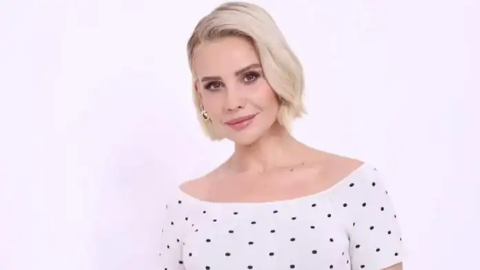 Esra Erol'dan Canlı Yayında Korkutan İş Kazası