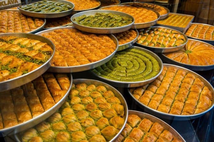 Türk Şefler Oscar Menüsüne Hünkar Beğendi ve Baklava Taşıyor