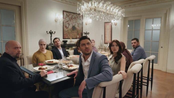 Kızılcık Şerbeti'nde Şok İtiraf Annem Bu Evde Yaşıyor!