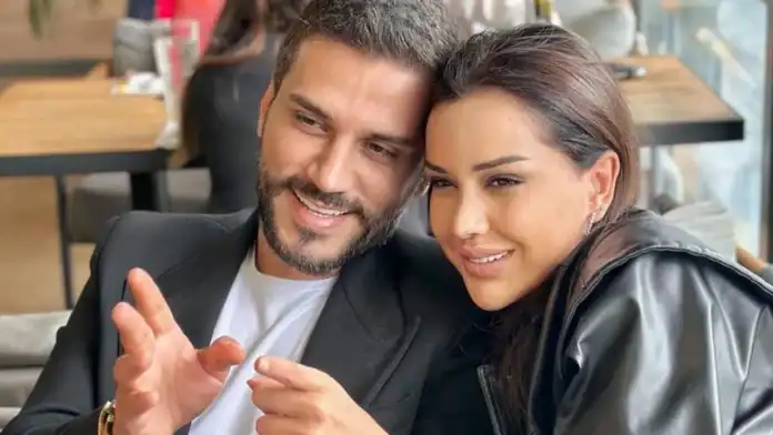 Polat Çifti Arasında Sular Durulmuyor Dilan Polat Eşinin Arabasını Hedef Aldı