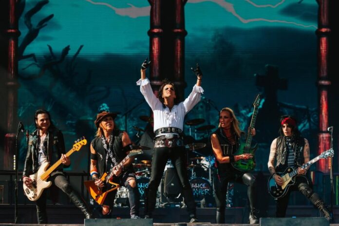 Şok Rock'ın Efsanesi Alice Cooper Veda Konseri İçin İstanbul'da