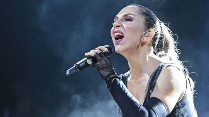 Sertab Erener'den Beklenmedik Karar Eurovision Davetini Geri Çevirdi