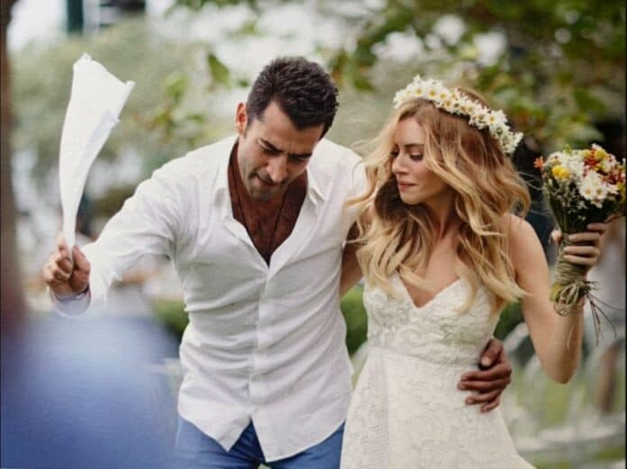 Sinem Kobal ve Kenan İmirzalıoğlu'nun 10. Yıl Dönümü Evlilik Teklifindeki Sır