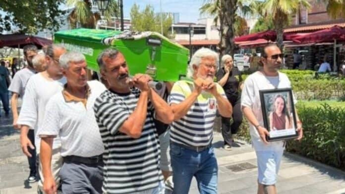 Oyuncu Ece İrtem Memleketi Aydın'da Son Yolculuğuna Uğurlandı
