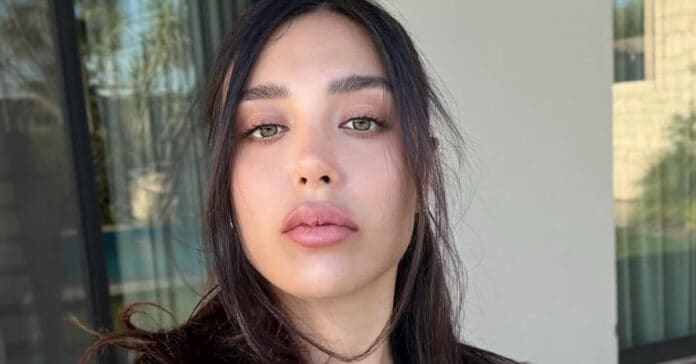 Özlem Ada Şahin'den Takipçisine Olay Yanıt