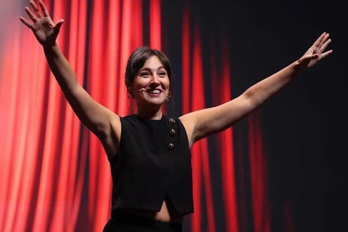 Komedyen Tuba Ulu'ya 5 Aylık Hapis Cezası Verildi