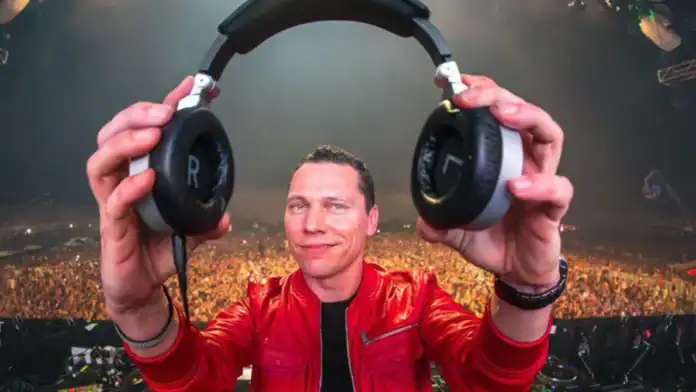 Tiësto İstanbul Festivali'nde Sahne Aldı