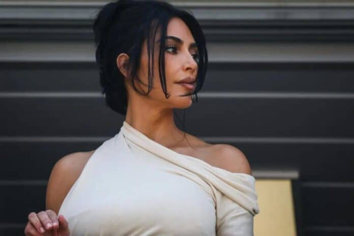Kim Kardashian'a Paris Soygunundan 1 Euro Tazminat