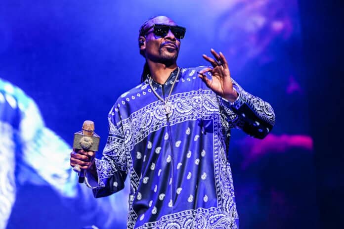 Snoop Dogg'un Sosyal Medyada Paylaştığı Kemal Sunal Sahnesi