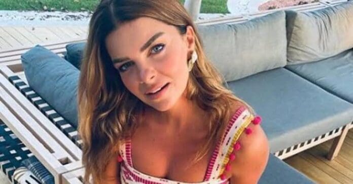 Pelin Karahan 42 Yaşında Annesinden Duygusal Paylaşım